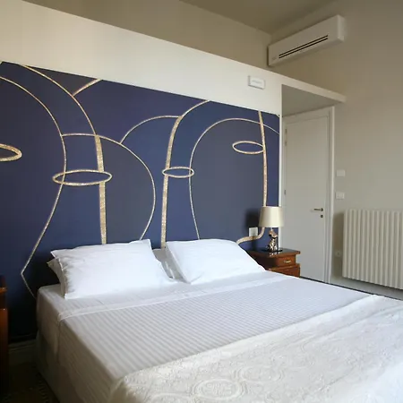 Dimora Sant'allegria 3* ليتشي